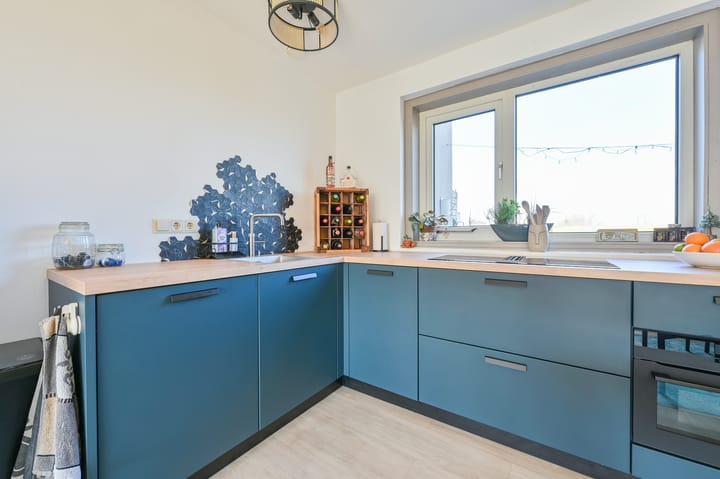 Foto 10 van Van Riebeeckweg 166