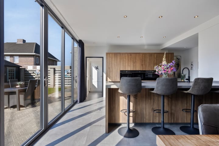 Photo 19 of Dansvlinder 10