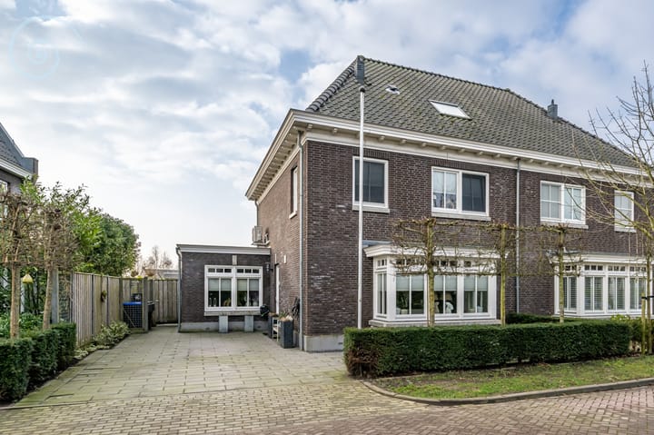 Essenlaan 16