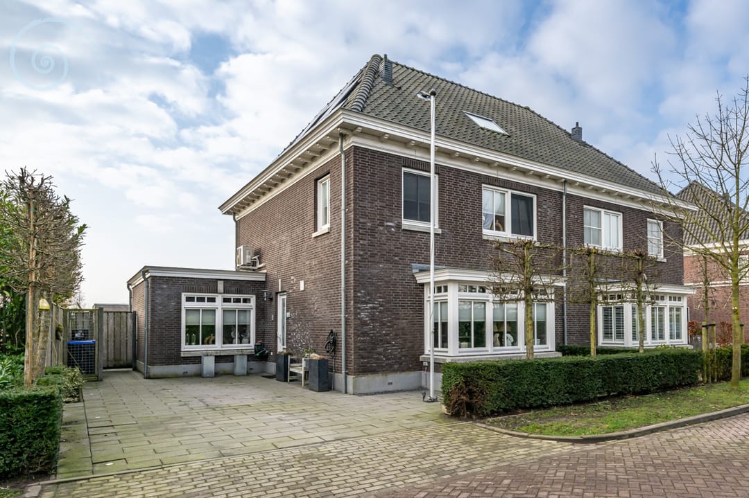 Foto 47 van Essenlaan 16