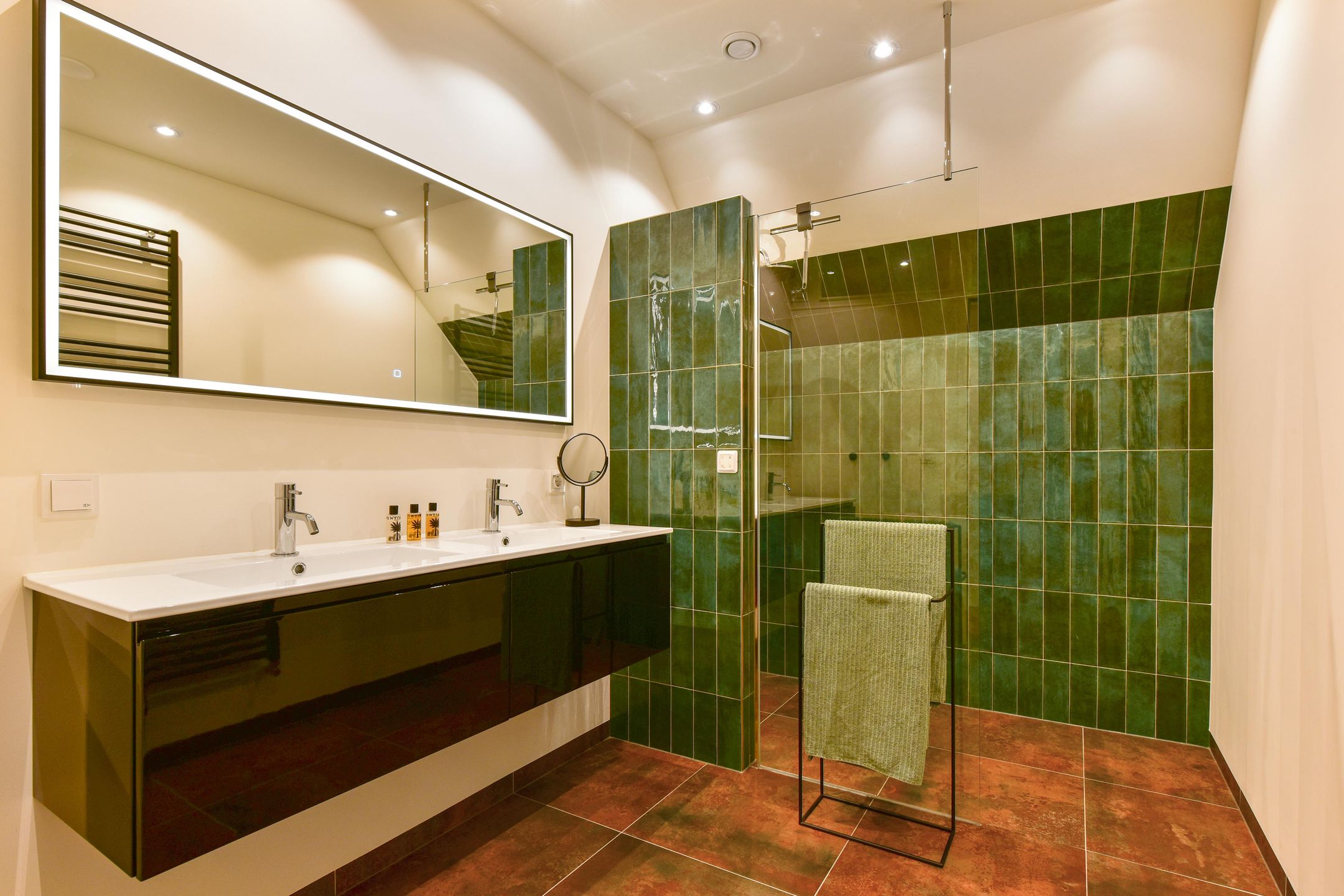 Photo 33 of Heulstraat 5