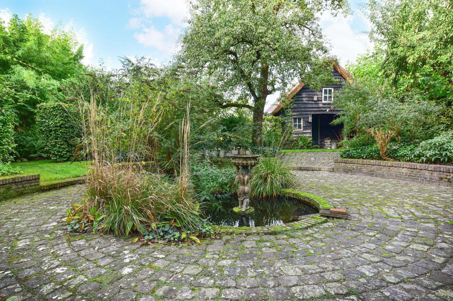 Photo 49 of Heulstraat 5