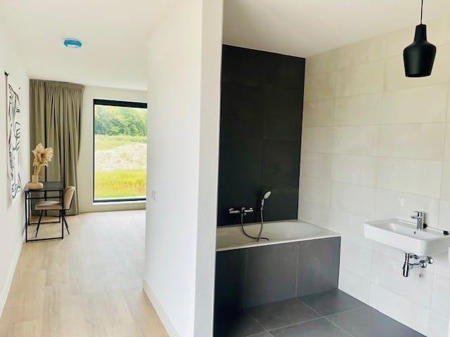 Foto 16 van Pluvierenweg 9-302