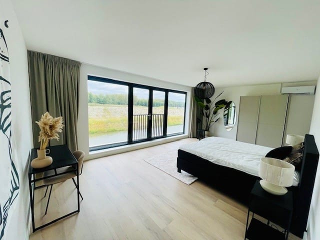 Foto 17 van Pluvierenweg 9-302