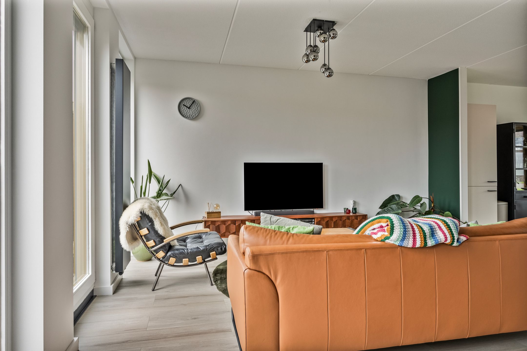 Photo 9 of Leonardstraat 191