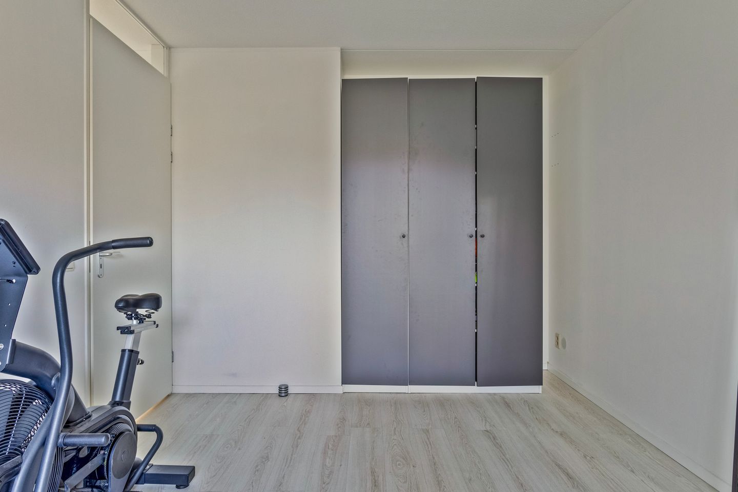 Photo 20 of Leonardstraat 191