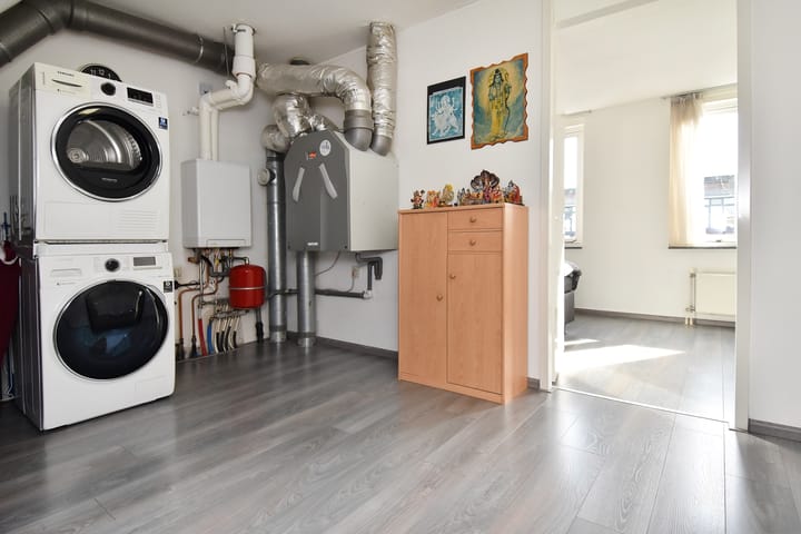 Foto 43 van Van der Duynstraat 119