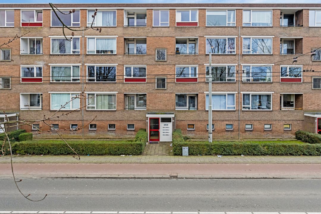 Photo 2 of Lange Wal 32-3