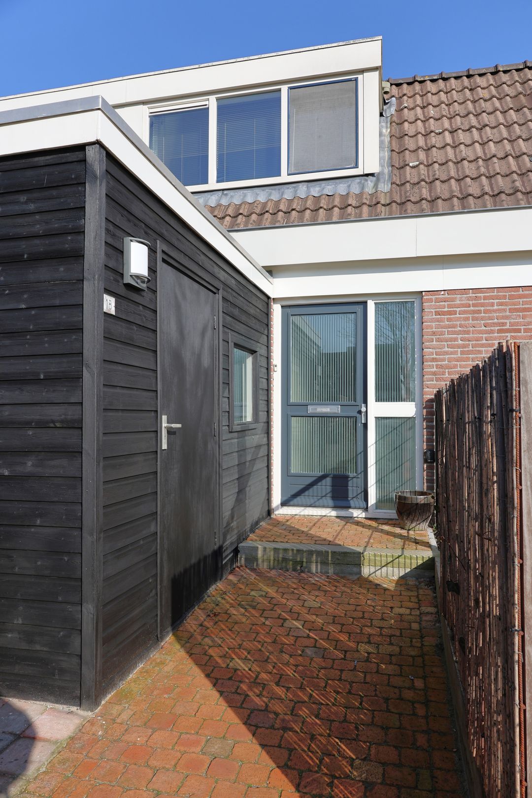 Photo 11 of Wilgeroosje 18