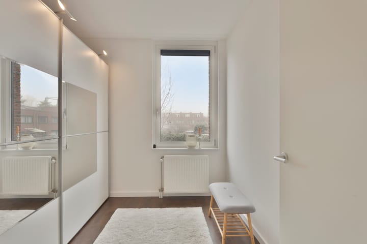 Foto 22 van van Vollenhovenstraat 33