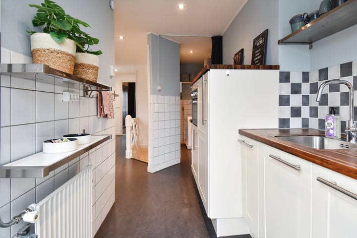 Foto 29 van Juliana van Stolberglaan 365