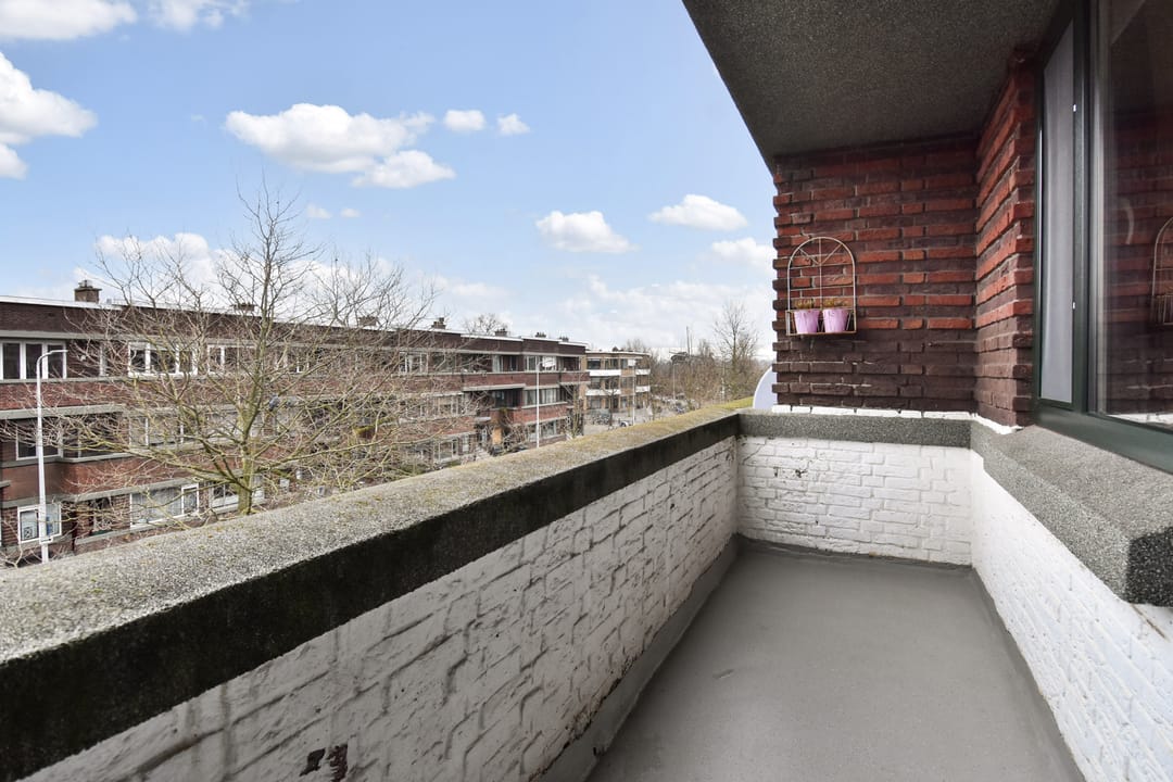 Foto 38 van Juliana van Stolberglaan 365