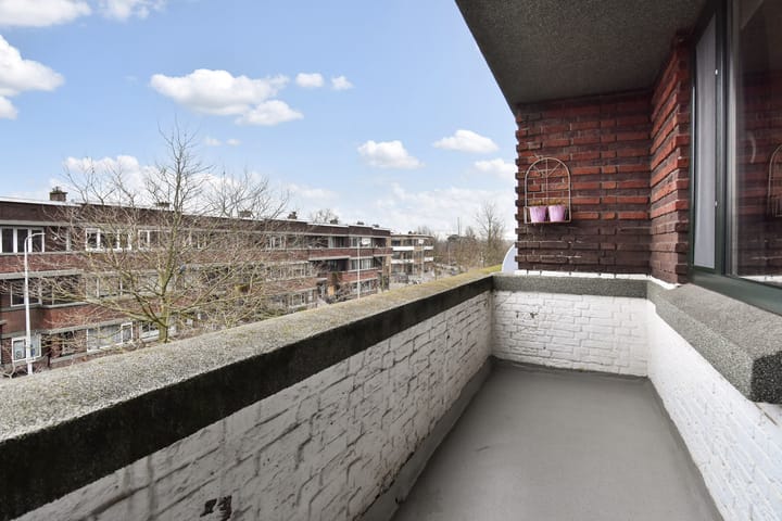 Foto 38 van Juliana van Stolberglaan 365