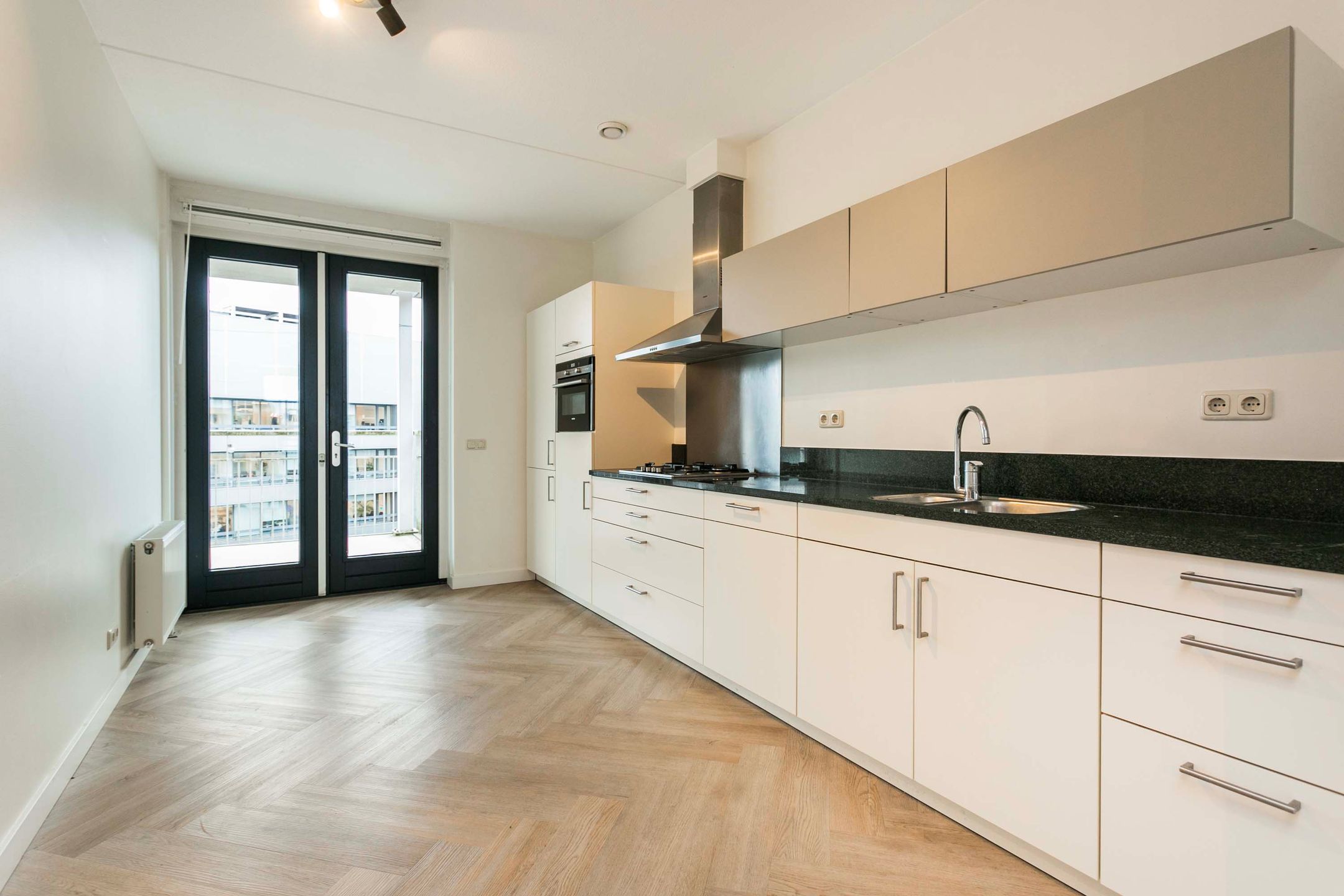 Foto 18 van J. Homan van der Heideplein 60