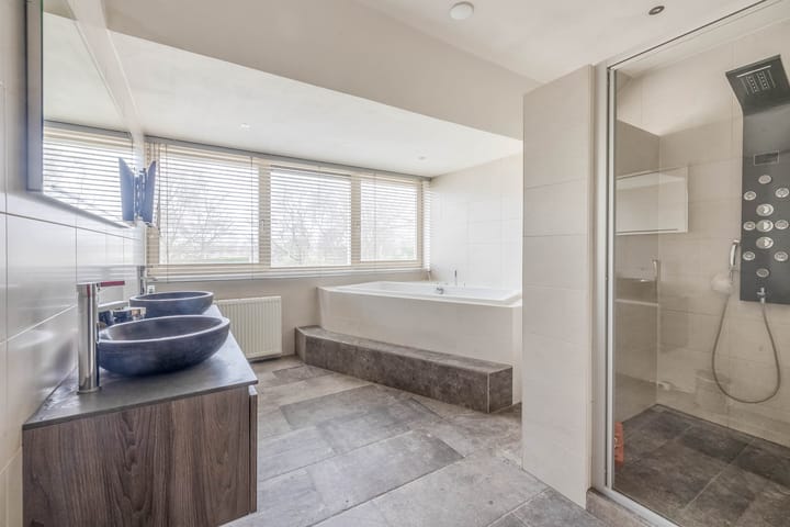 Foto 15 van Diepestraat 4