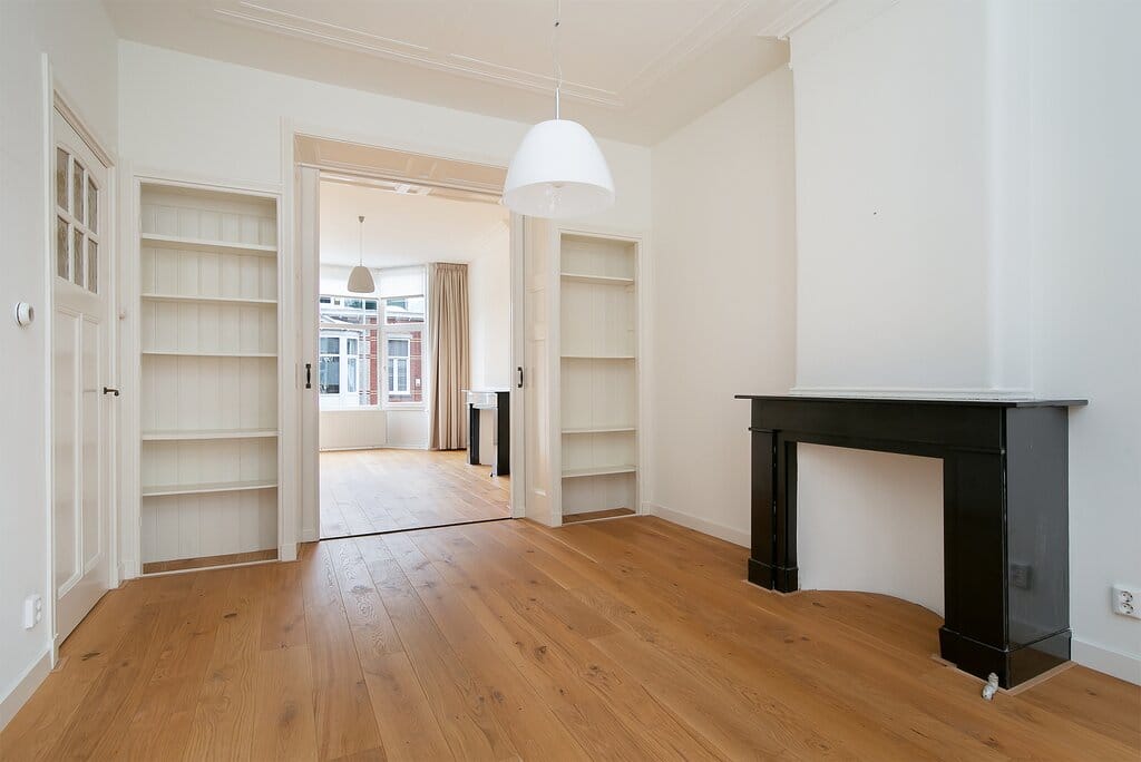 Photo 13 of Theresiastraat 228