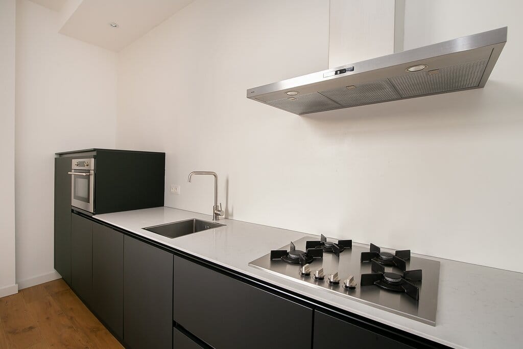 Photo 16 of Theresiastraat 228