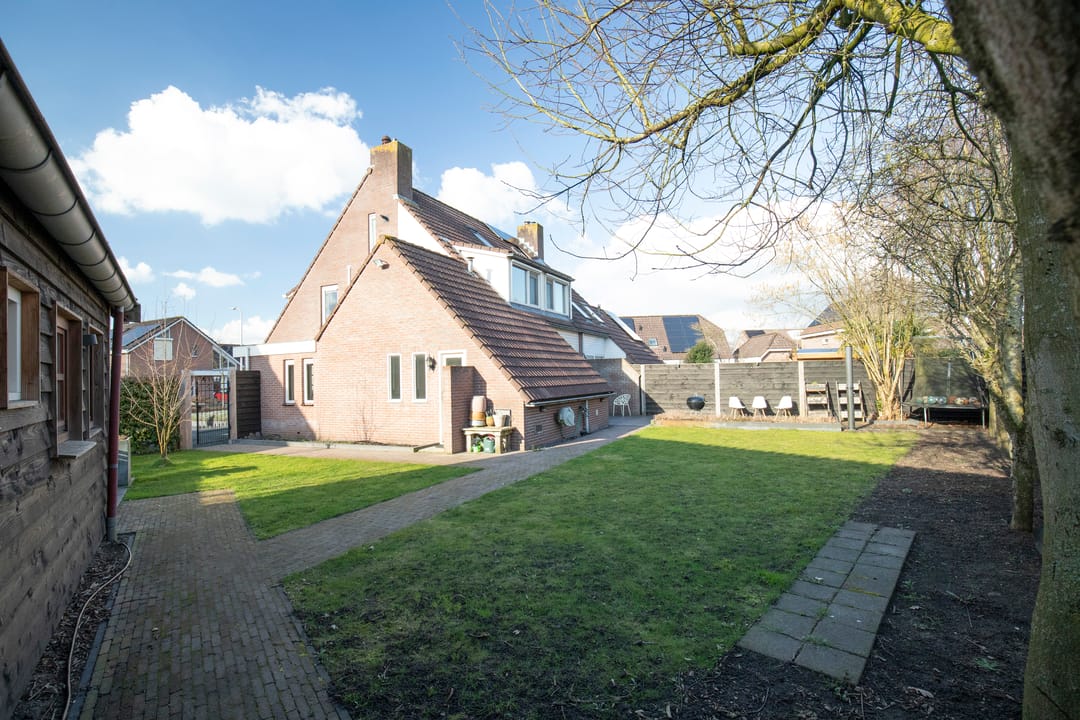 Foto 2 van Sikkel 42