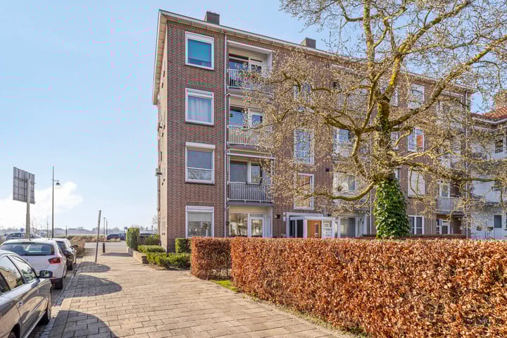 Foto 2 van Brugstraat 4