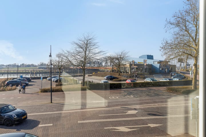 Foto 7 van Brugstraat 4