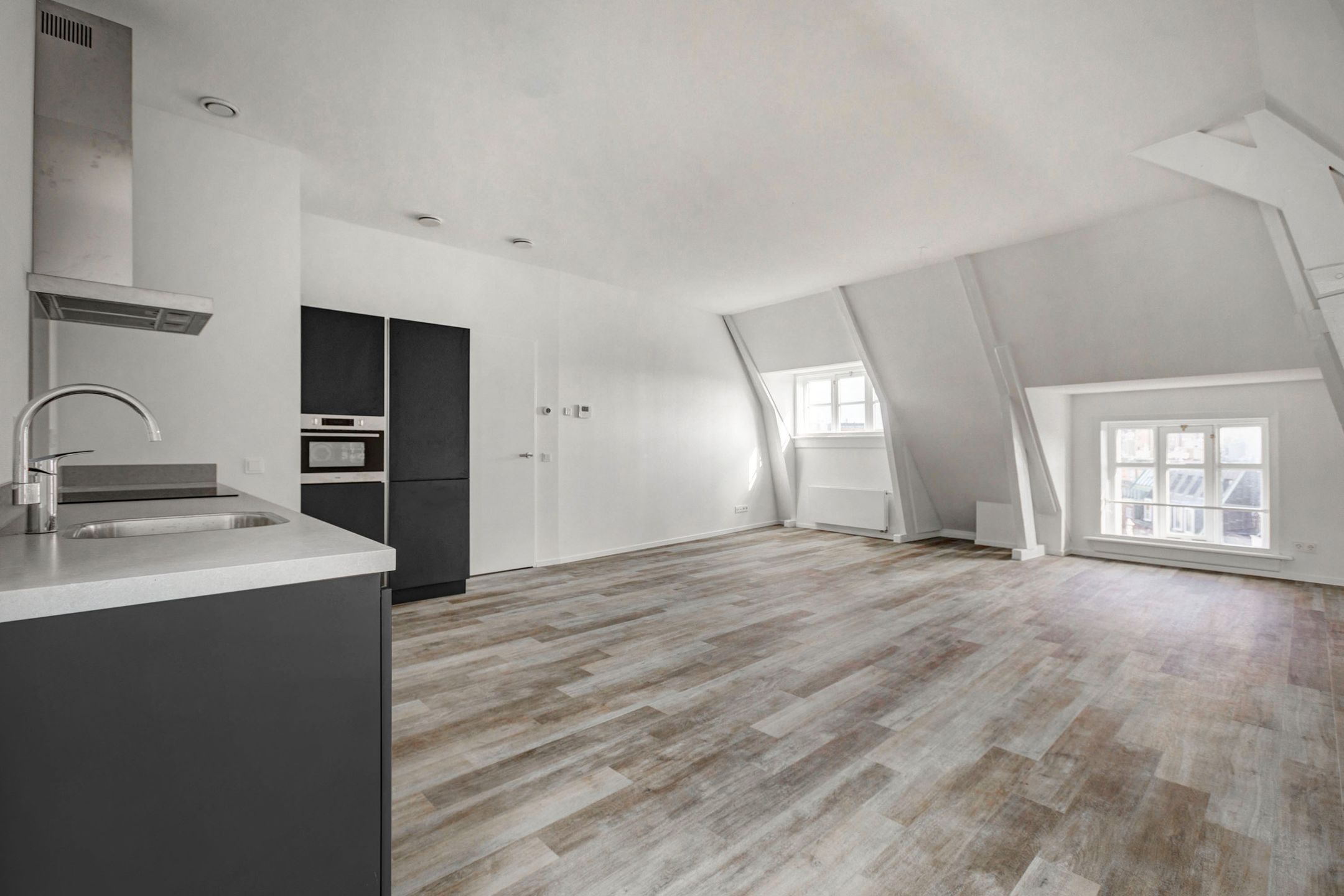 Foto 3 van Koningsplein 10-U