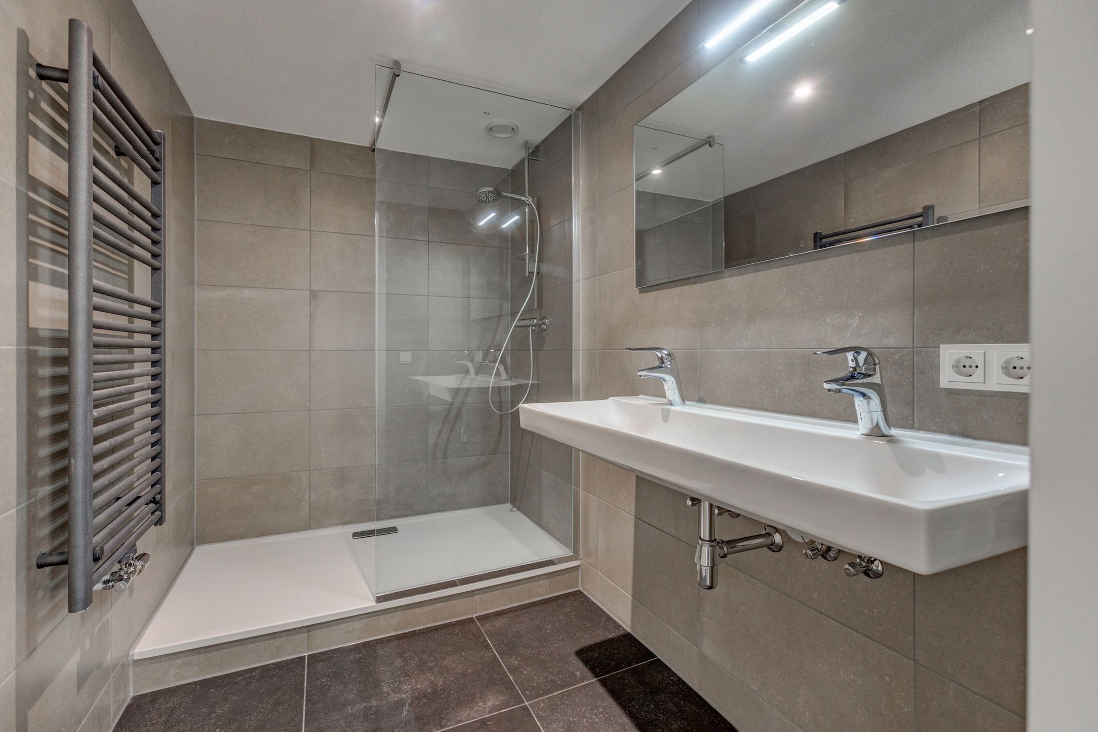 Foto 9 van Koningsplein 10-U