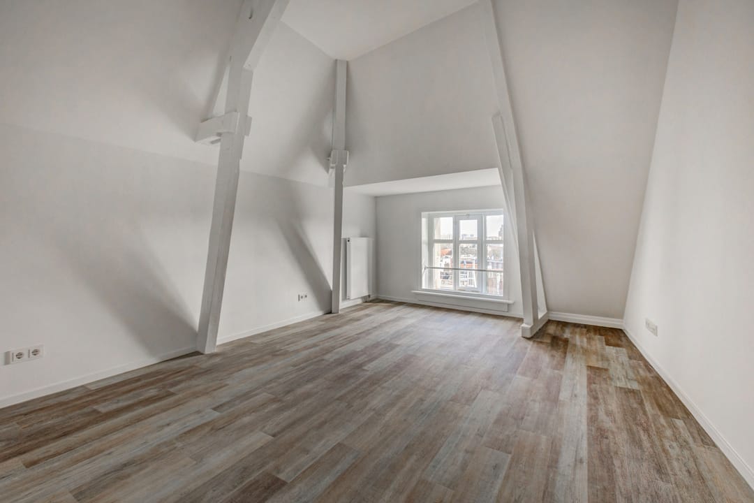 Foto 11 van Koningsplein 10-U