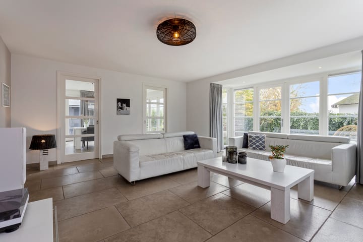 Foto 15 van Julianalaan 61