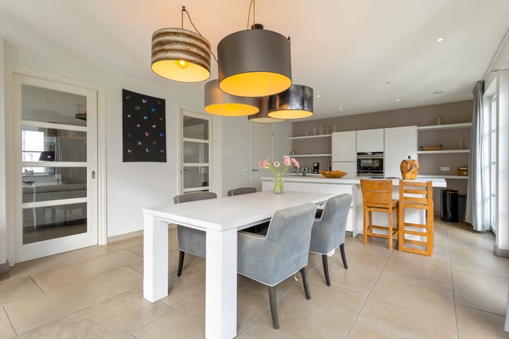 Foto 18 van Julianalaan 61