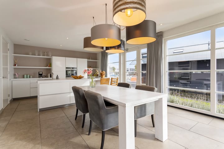 Foto 19 van Julianalaan 61