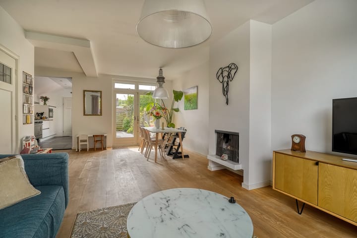 Photo 11 of Schoutenburgstraat 32