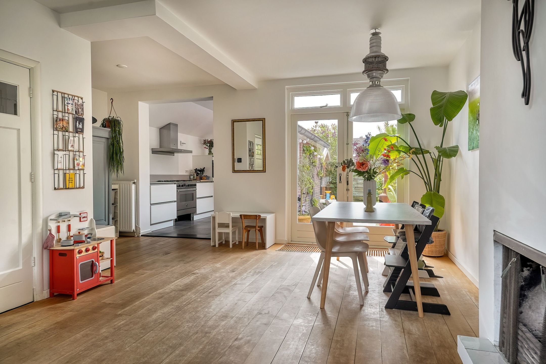 Photo 12 of Schoutenburgstraat 32