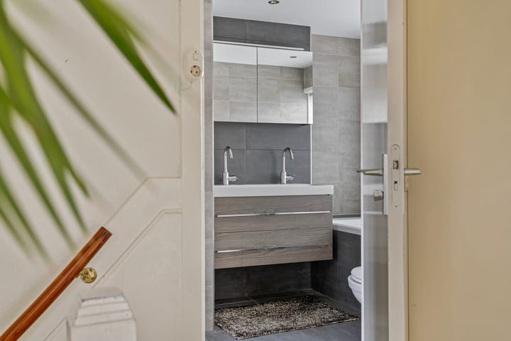 Photo 17 of Joubertstraat 219