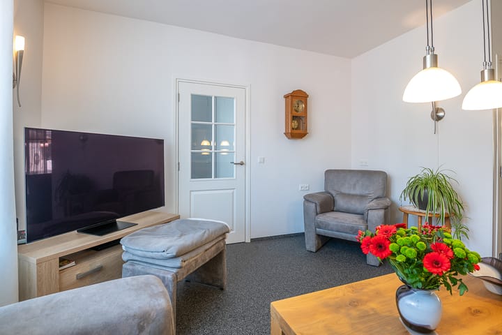 Foto 3 van Burg.Franssenstraat 11