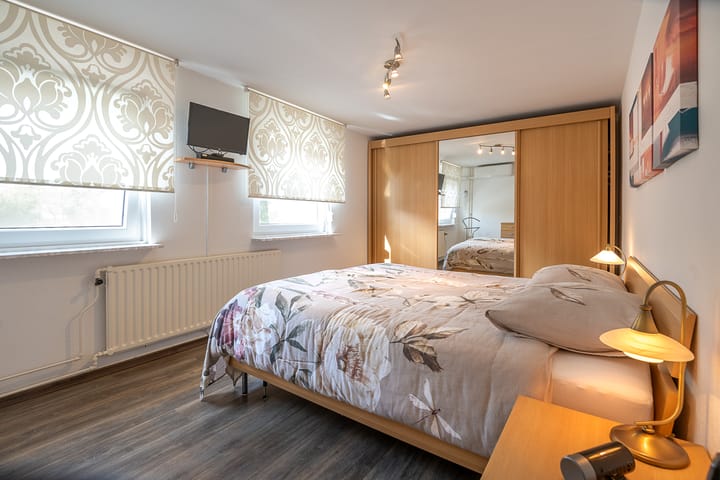 Foto 13 van Burg.Franssenstraat 11