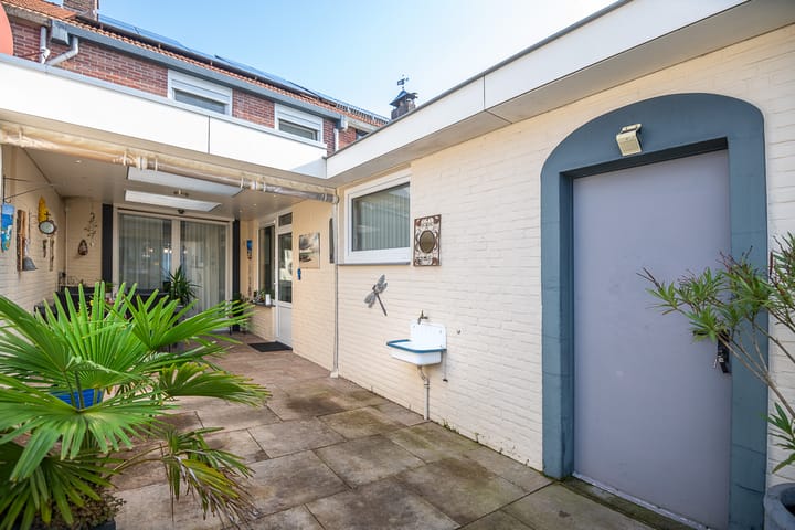 Foto 20 van Burg.Franssenstraat 11