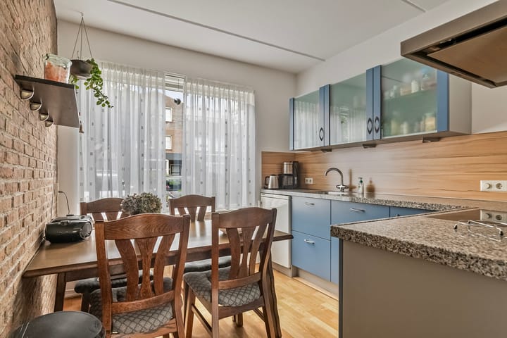 Foto 7 van Van Tussenbroekstraat 16