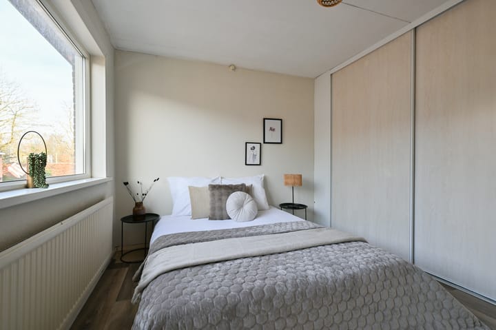 Foto 14 van Van Leeuwenhoekstraat 28