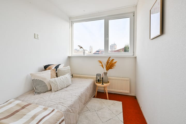 Foto 15 van Van Leeuwenhoekstraat 28