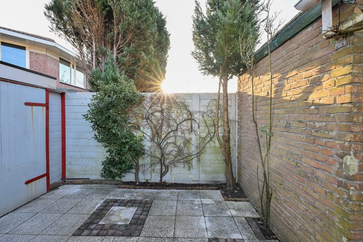 Foto 24 van Van Leeuwenhoekstraat 28