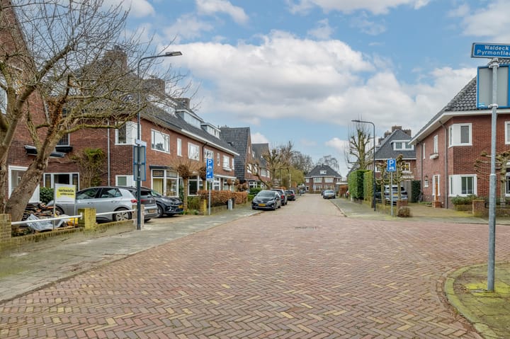 Foto 41 van Saksen Weimarlaan 63