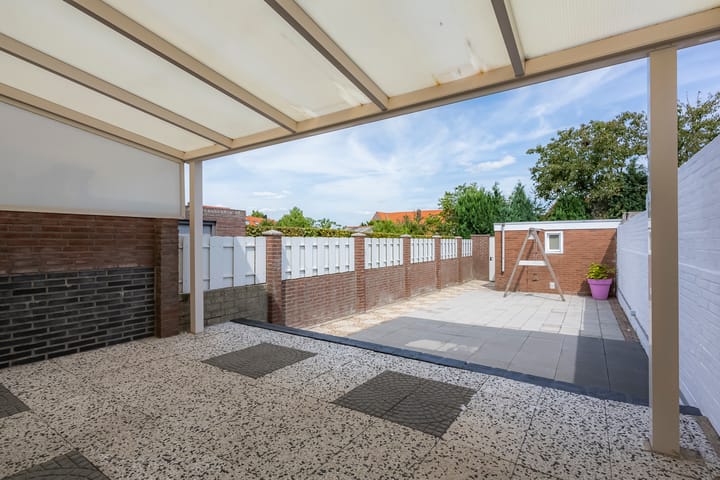 Photo 19 of H. Roland Holststraat 7