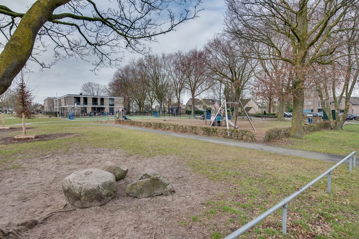 Foto 33 van De Bergen 11