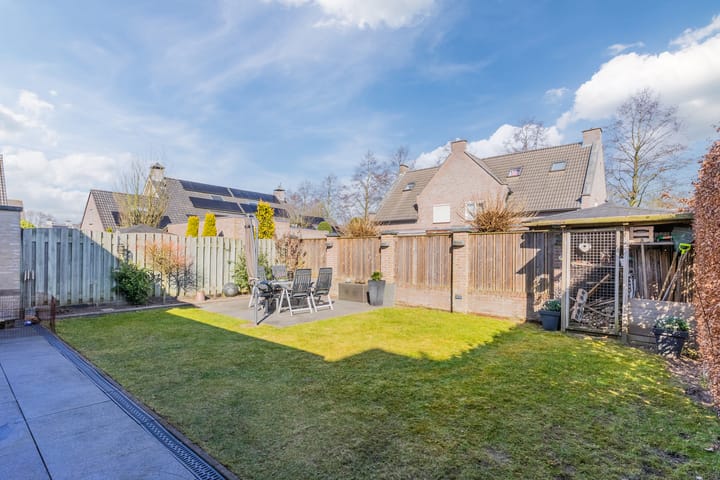 Foto 5 van Buseind 14