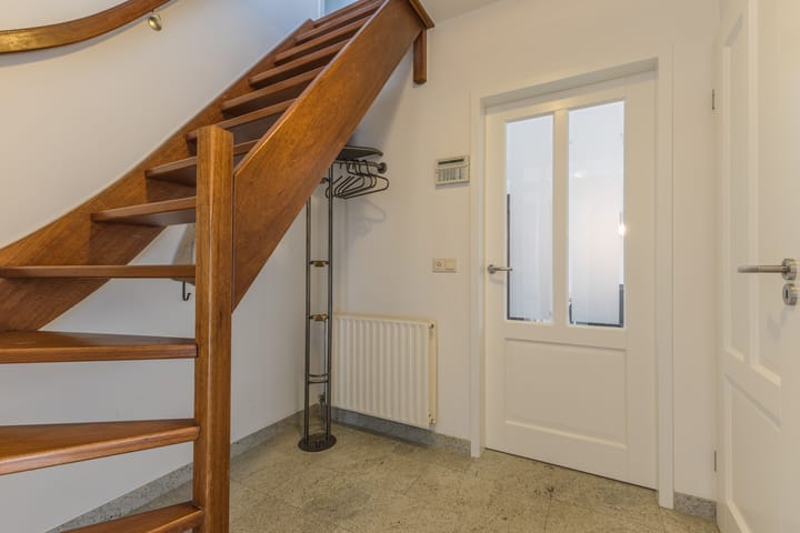 Foto 11 van Buseind 14