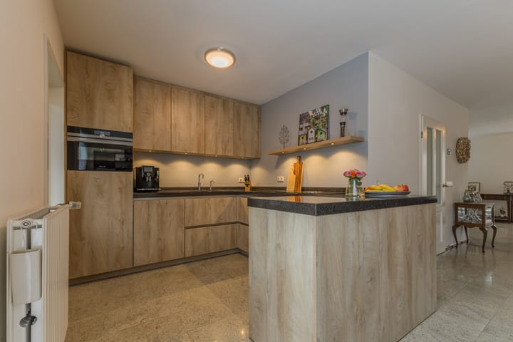 Foto 19 van Buseind 14