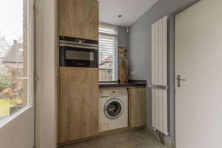 Foto 21 van Buseind 14