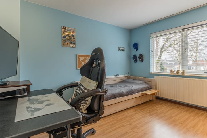 Foto 30 van Buseind 14