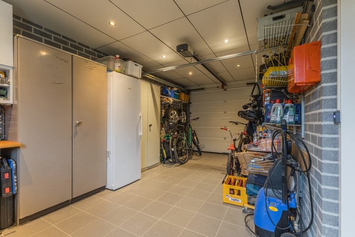 Foto 44 van Buseind 14