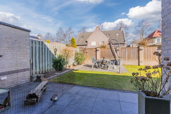 Foto 47 van Buseind 14